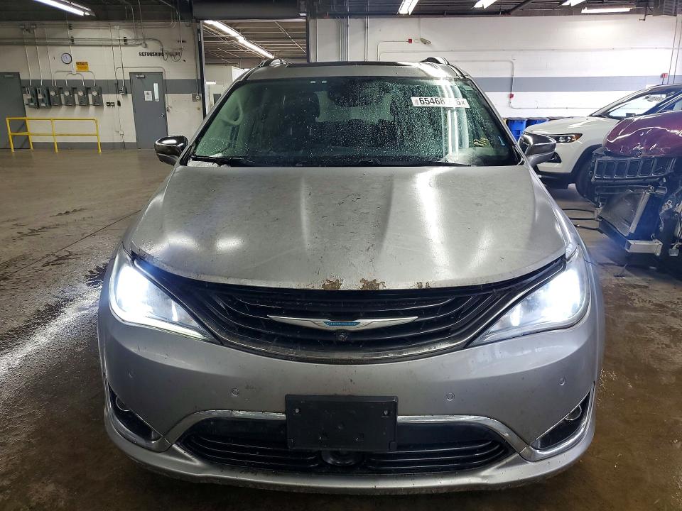 Продажа на аукционе авто 2018 Chrysler Pacifica, vin: 2C4RC1N77JR339713, номер лота: 65468736