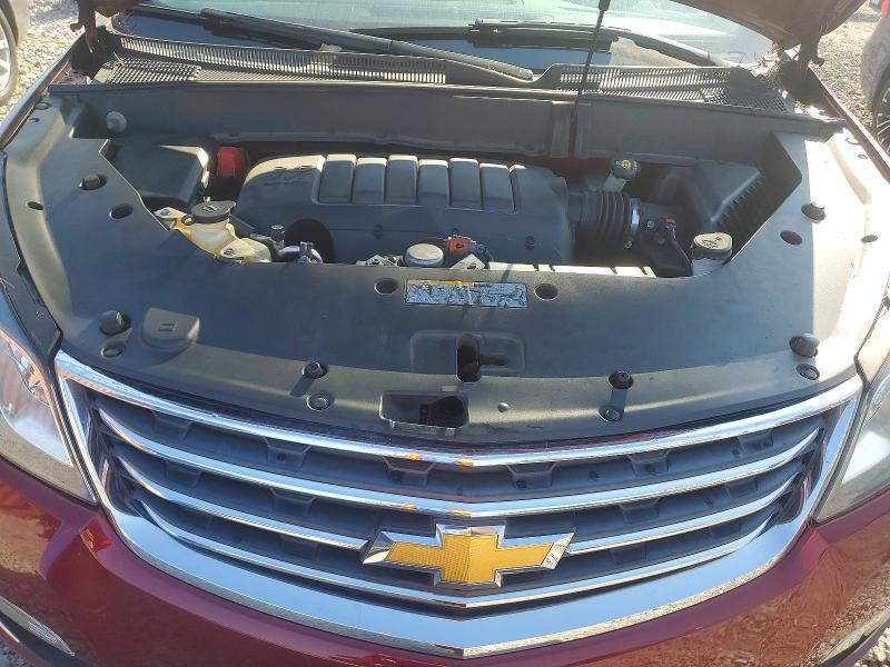 63668046 :رقم المزاد ، 1GNKVHKD2FJ370921 vin ، 2015 Chevrolet Traverse مزاد بيع