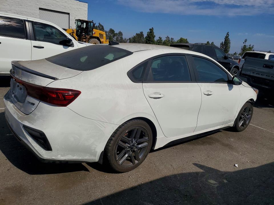 64023106 :رقم المزاد ، 3KPF34AD0ME410451 vin ، 2021 Kia Forte مزاد بيع