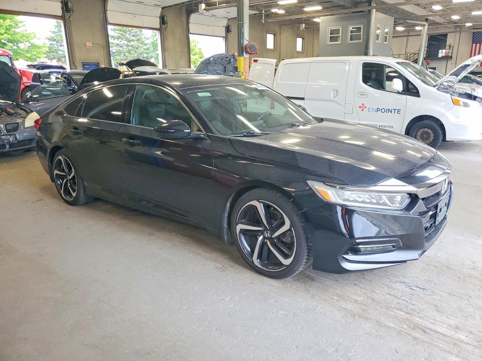 2018 Honda Accord მანქანა იყიდება აუქციონზე, vin: 1HGCV1F32JA148993, აუქციონის ნომერი: 64997126