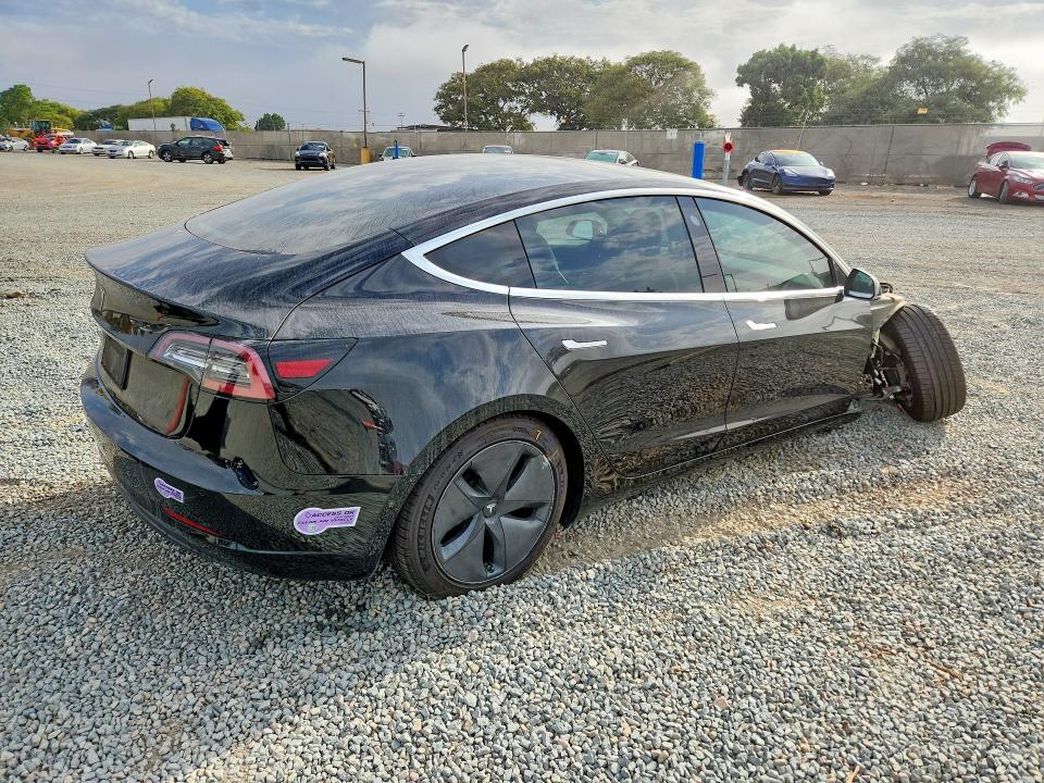Продаж на аукціоні авто 2019 Tesla Model 3, vin: 5YJ3E1EA3KF416070, номер лоту: 64701666