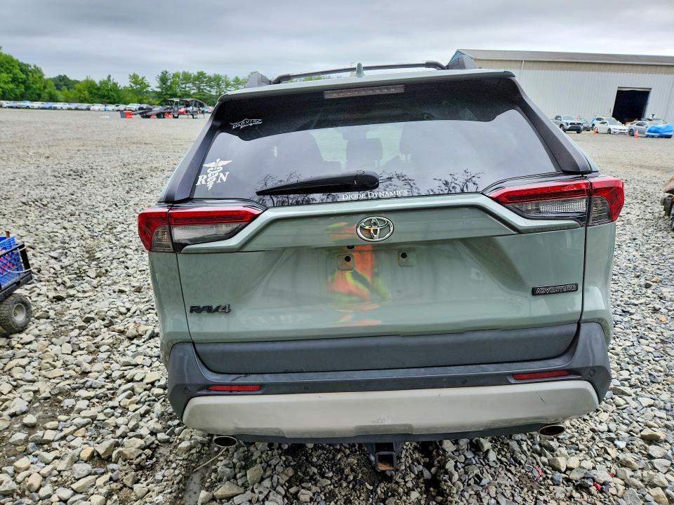 64037536 :رقم المزاد ، 2T3J1RFV0KW012527 vin ، 2019 Toyota Rav4 مزاد بيع