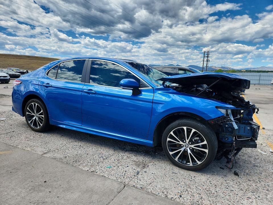 2020 Toyota Camry მანქანა იყიდება აუქციონზე, vin: 4T1J11AK7LU316642, აუქციონის ნომერი: 65176036
