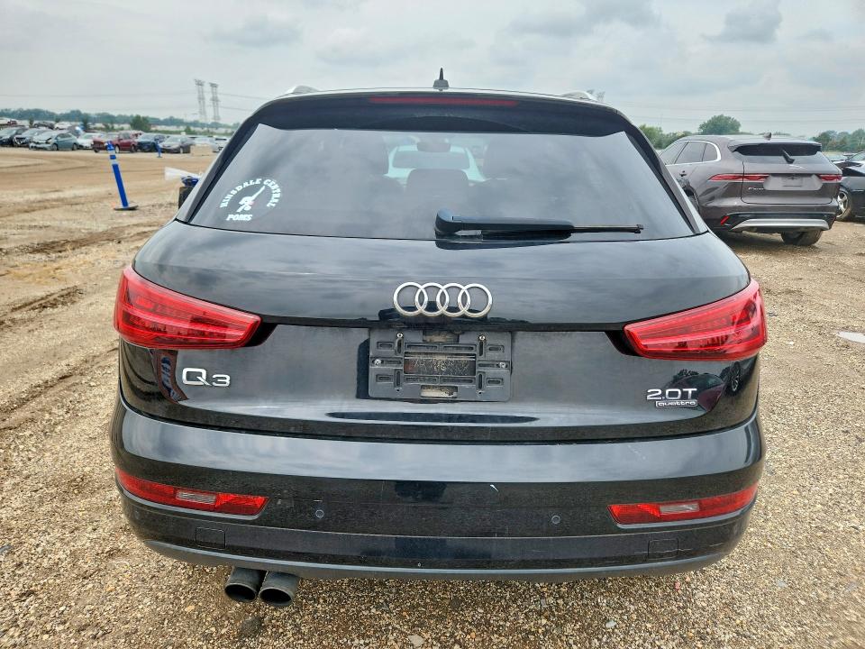 65042256 :رقم المزاد ، WA1ECCFS3HR003581 vin ، 2017 Audi Q3 مزاد بيع