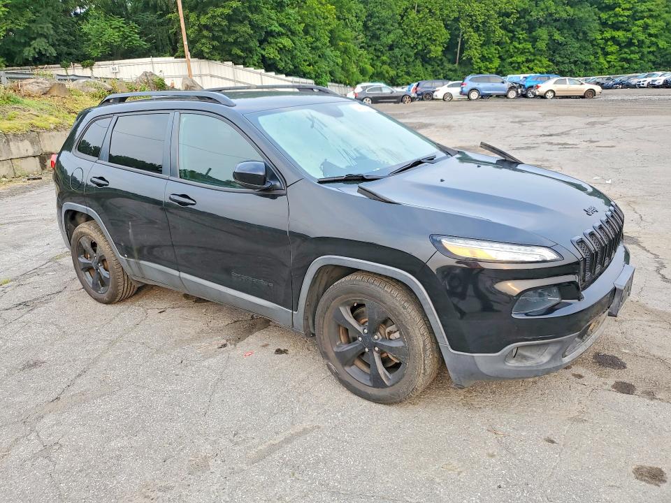 64676106 :رقم المزاد ، 1C4PJLDBXHW535077 vin ، 2017 Jeep Cherokee مزاد بيع