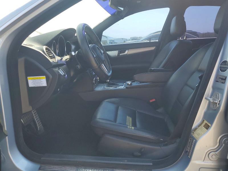 Продаж на аукціоні авто 2013 Mercedes-benz C, vin: WDDGF4HB6DR273431, номер лоту: 64643746