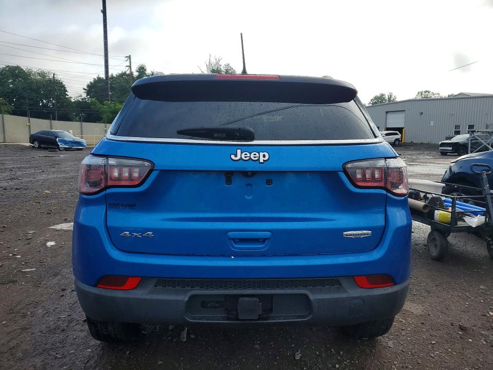 Продаж на аукціоні авто 2018 Jeep Compass, vin: 3C4NJDBB3JT252953, номер лоту: 63913286