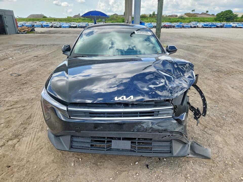 2026 Kia K4 მანქანა იყიდება აუქციონზე, vin: 3KPFT4DE6TE298046, აუქციონის ნომერი: 66252286