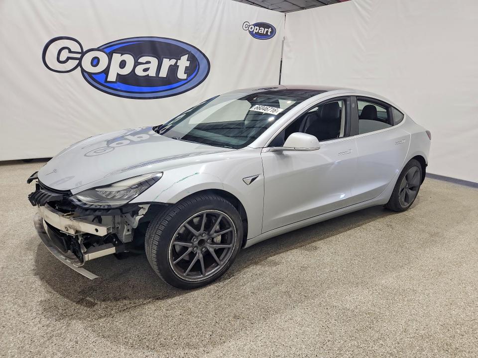 Продажа на аукционе авто 2018 Tesla Model 3, vin: 5YJ3E1EA7JF061290, номер лота: 66046716
