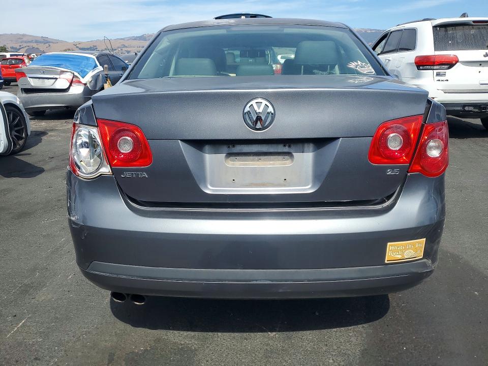 Aukcja sprzedaży 2005 Volkswagen New Jetta, vin: 3VWSG71K05M637243, numer aukcji: 65903886