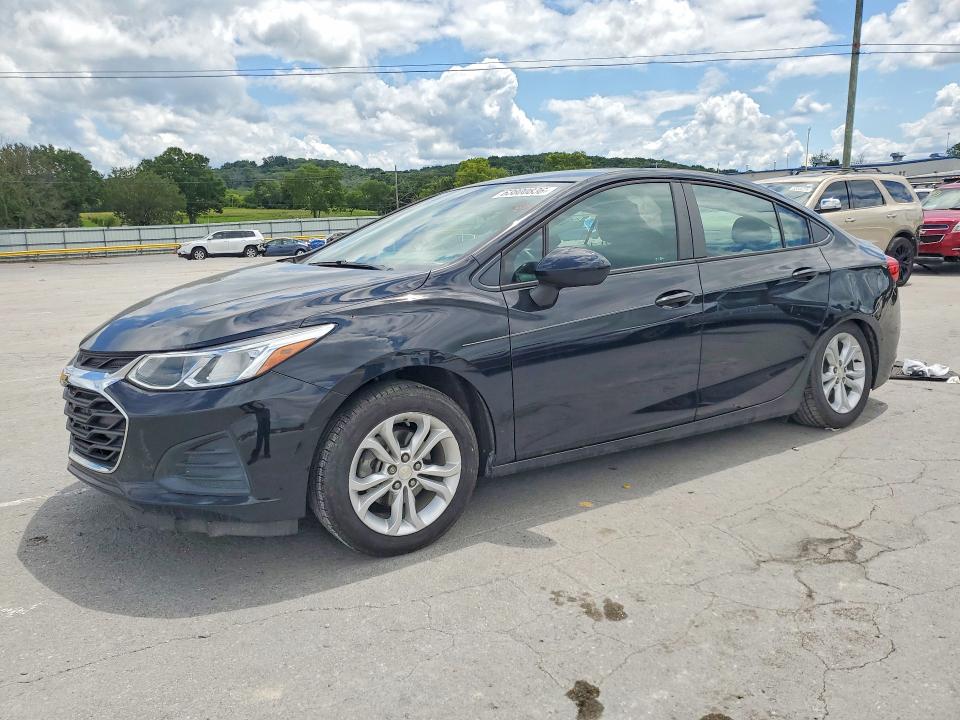 63800836 :رقم المزاد ، 1G1BC5SM5K7122403 vin ، 2019 Chevrolet Cruze مزاد بيع