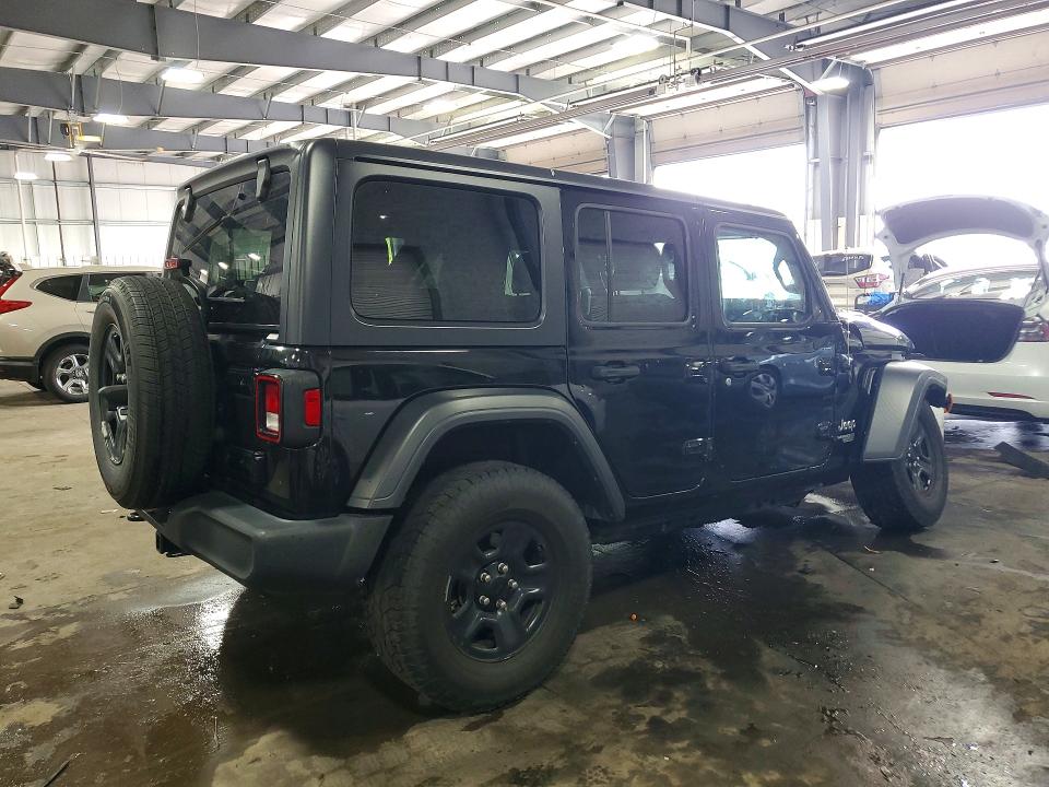 64797976 :رقم المزاد ، 1C4HJXDG2JW172710 vin ، 2018 Jeep Wrangler Unlimited مزاد بيع