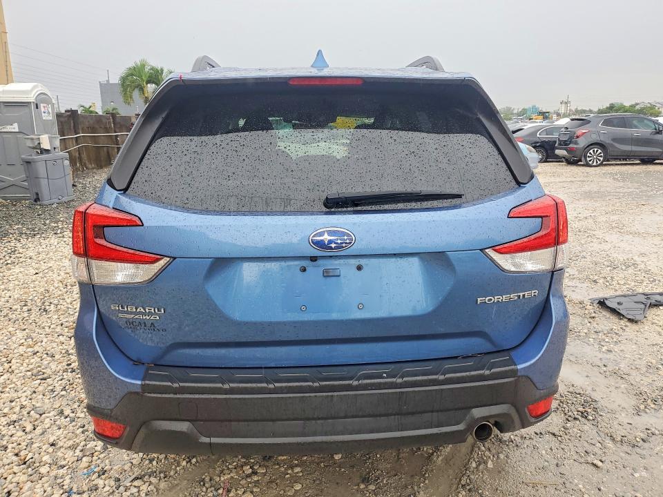63811736 :رقم المزاد ، JF2SKASC0MH514097 vin ، 2021 Subaru Forester مزاد بيع