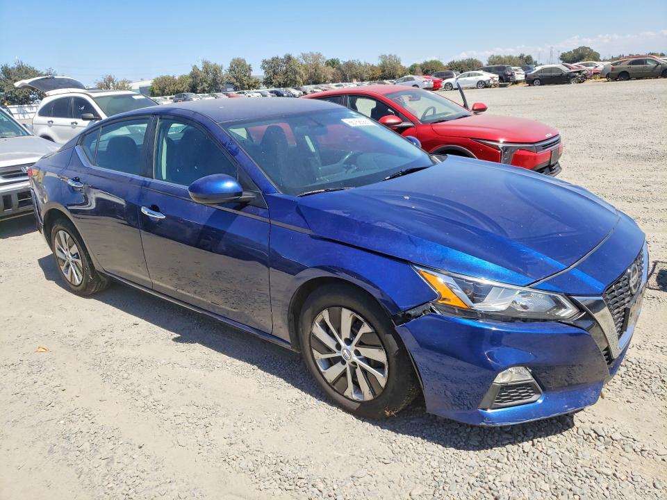 Продажа на аукционе авто 2020 Nissan Altima, vin: 1N4BL4BV1LC226847, номер лота: 66768586