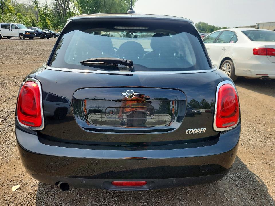 Продаж на аукціоні авто 2019 Mini Cooper, vin: WMWXU1C5XK2F81871, номер лоту: 64535656