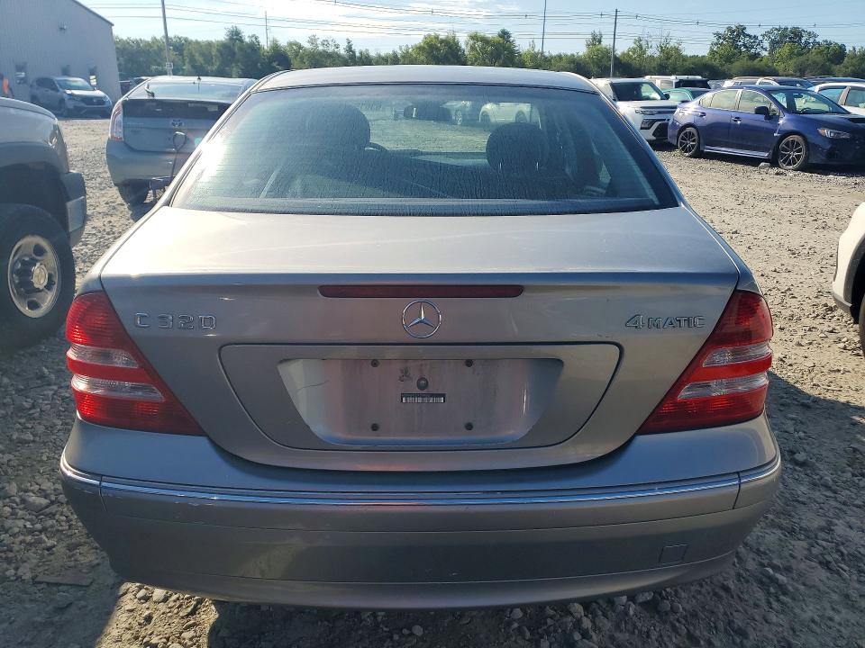 63619376 :رقم المزاد ، WDBRF84J55F579805 vin ، 2005 Mercedes-benz C مزاد بيع