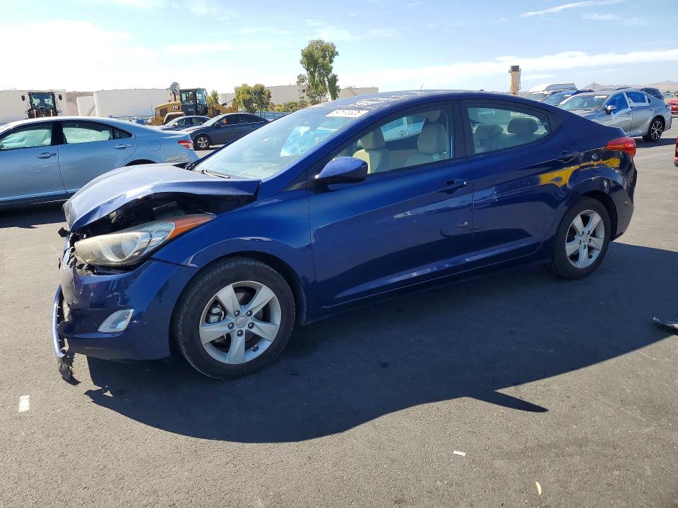 2013 Hyundai Elantra მანქანა იყიდება აუქციონზე, vin: KMHDH4AE8DU690683, აუქციონის ნომერი: 64503326