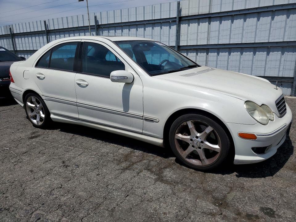 Продаж на аукціоні авто 2007 Mercedes-benz C, vin: WDBRF52H07F917130, номер лоту: 63799526