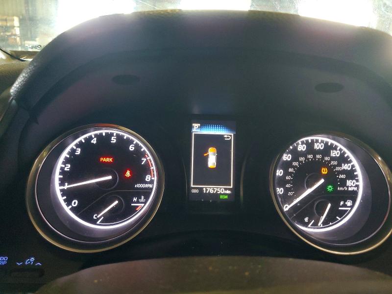 63885976 :رقم المزاد ، 4T1B11HK3JU503724 vin ، 2018 Toyota Camry مزاد بيع