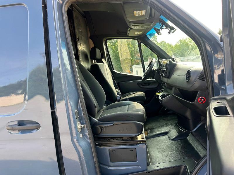 62896616 :رقم المزاد ، WD4PF1CD4KT012340 vin ، 2019 Mercedes-benz Sprinter مزاد بيع