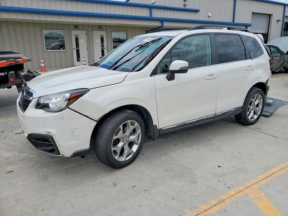 Продаж на аукціоні авто 2018 Subaru Forester, vin: JF2SJAWC6JH601804, номер лоту: 65539656