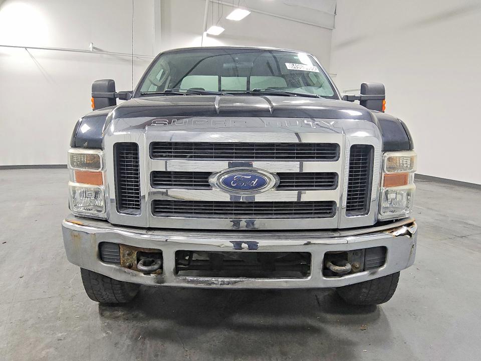 64963436 :رقم المزاد ، 1FTSX21558EA84129 vin ، 2008 Ford F250 مزاد بيع