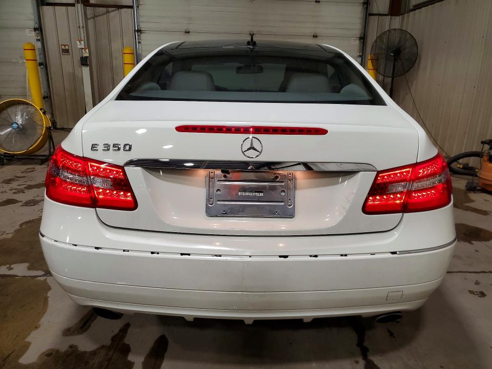 Продажа на аукционе авто 2010 Mercedes-benz E, vin: WDDKJ5GB8AF032001, номер лота: 66072586