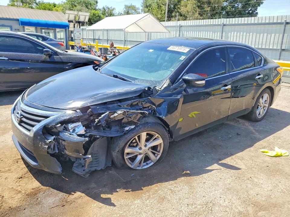 66076976 :رقم المزاد ، 1N4AL3AP6FN403264 vin ، 2015 Nissan Altima مزاد بيع