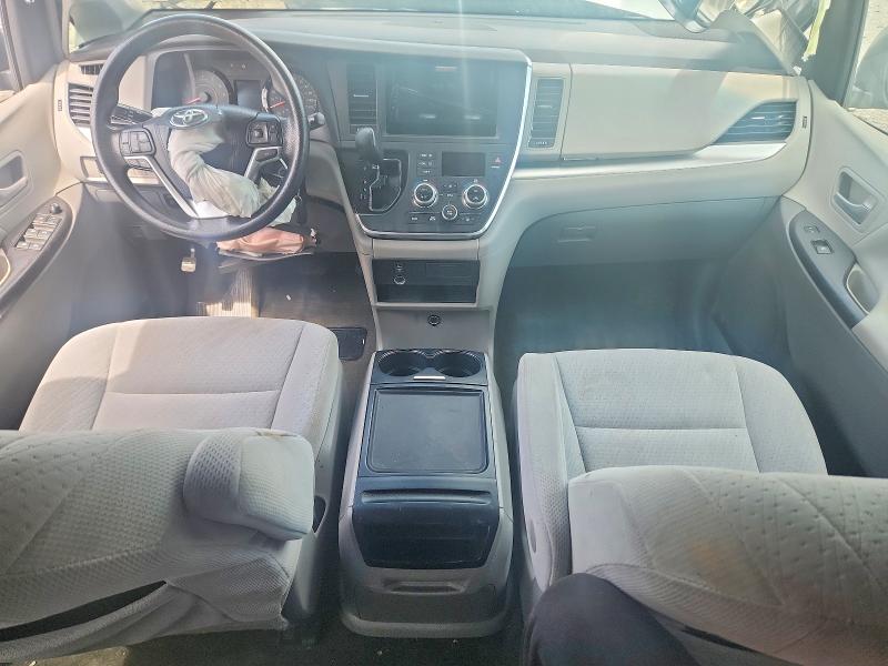 63797236 :رقم المزاد ، 5TDKK3DC3FS581251 vin ، 2015 Toyota Sienna مزاد بيع