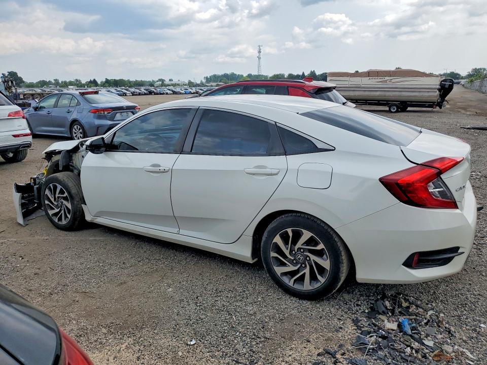 Aukcja sprzedaży 2018 Honda Civic, vin: 2HGFC2F86JH015918, numer aukcji: 65383306