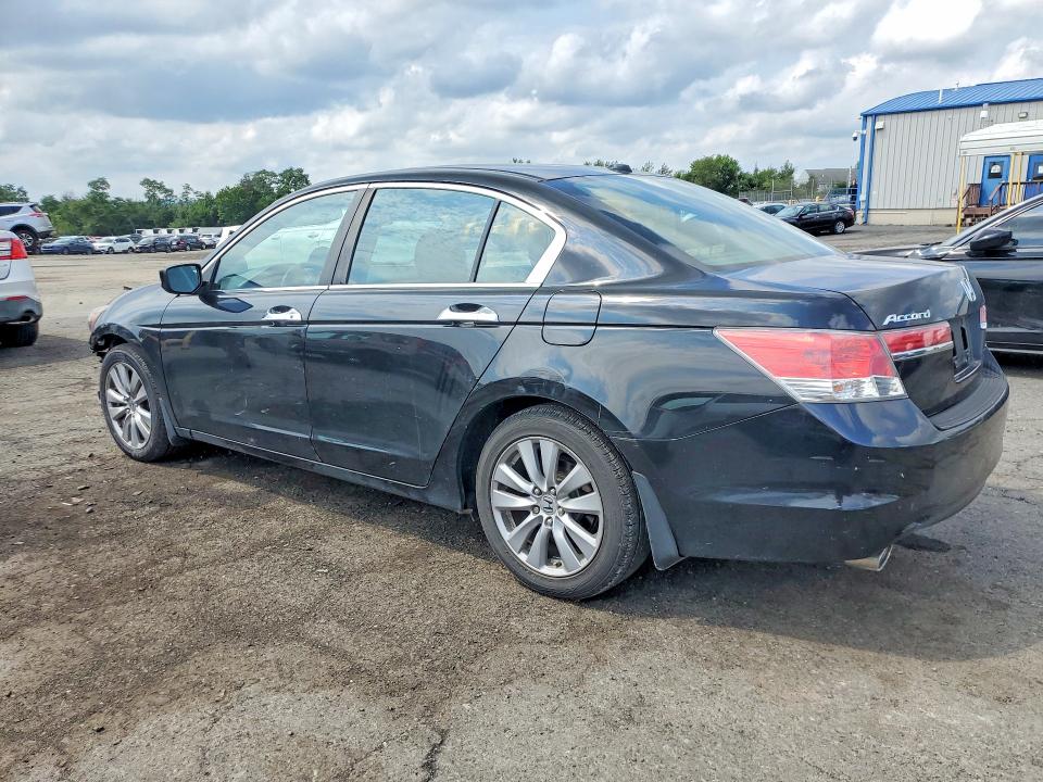 66932556 :رقم المزاد ، 1HGCP3F83CA002803 vin ، 2012 Honda Accord مزاد بيع