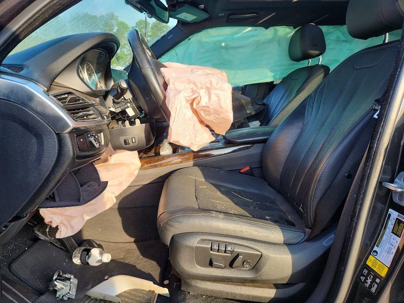 65134826 :رقم المزاد ، 5UXKR0C39H0X82880 vin ، 2017 Bmw X5 مزاد بيع