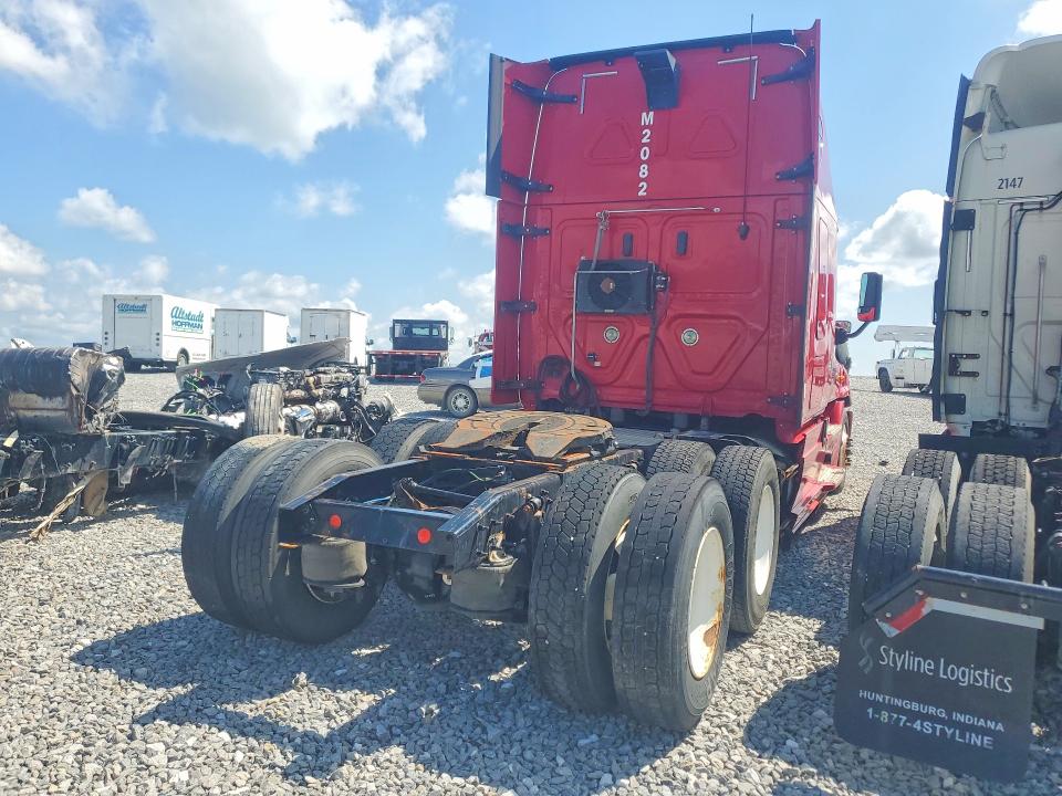 Продаж на аукціоні авто 2018 Freightliner Cascadia 125, vin: 3AKJGLDV9JSJT7295, номер лоту: 62995636