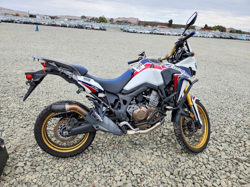 67101376 :رقم المزاد ، JH2SD04G7HK000296 vin ، 2017 Honda Crf1000 مزاد بيع