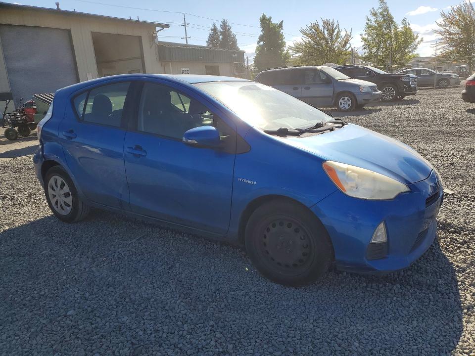 Продаж на аукціоні авто 2013 Toyota Prius C, vin: JTDKDTB31D1546411, номер лоту: 64771806