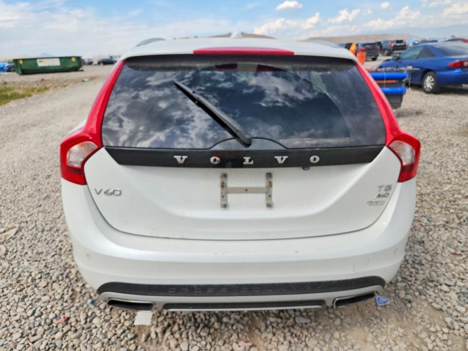 66615246 :رقم المزاد ، YV440MWK2J2057725 vin ، 2018 Volvo V60 Cross Country مزاد بيع