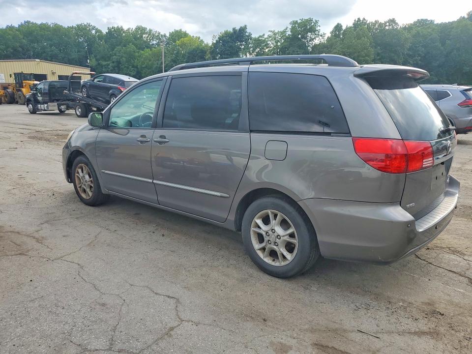 2004 Toyota Sienna მანქანა იყიდება აუქციონზე, vin: 5TDZA22C94S121040, აუქციონის ნომერი: 64276476