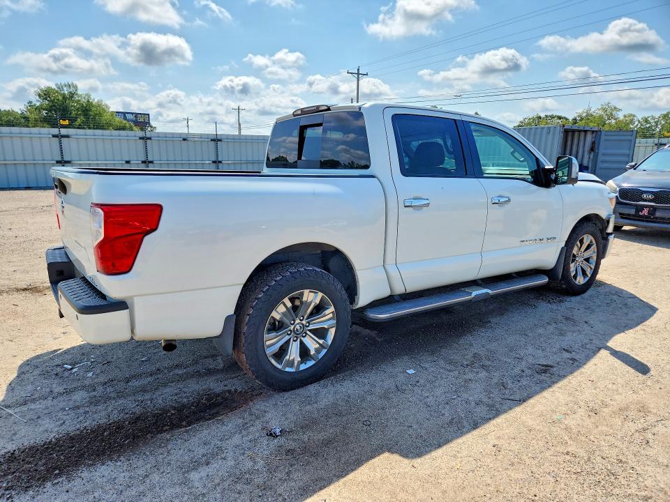 66242526 :رقم المزاد ، 1N6AA1E60JN534248 vin ، 2018 Nissan Titan مزاد بيع