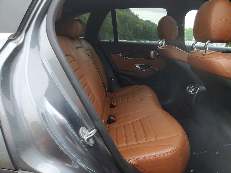 63818376 :رقم المزاد ، WDC0G4KB7HF127641 vin ، 2017 Mercedes-benz Glc مزاد بيع