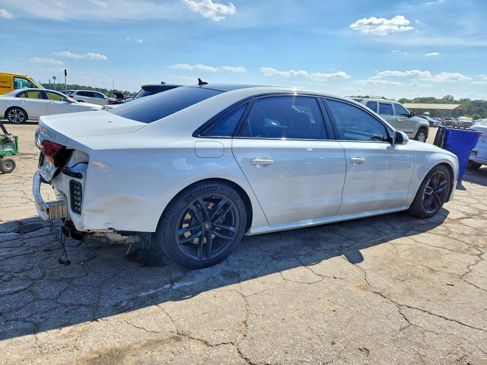 65342476 :رقم المزاد ، WAU43AFD5HN021107 vin ، 2017 Audi A8 مزاد بيع