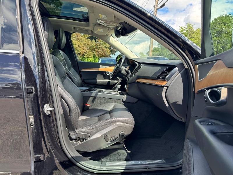 63806126 :رقم المزاد ، YV4A22PK2N1847599 vin ، 2022 Volvo Xc90 مزاد بيع