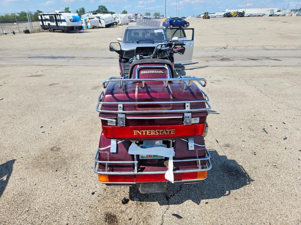 63603446 :رقم المزاد ، 1HFSC1413GA218498 vin ، 1986 Honda Gl1200 مزاد بيع