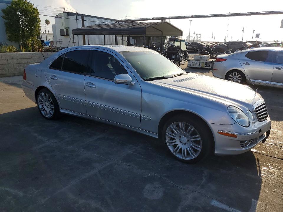 Продажа на аукционе авто 2008 Mercedes-benz E, vin: WDBUF56X18B259161, номер лота: 64140186