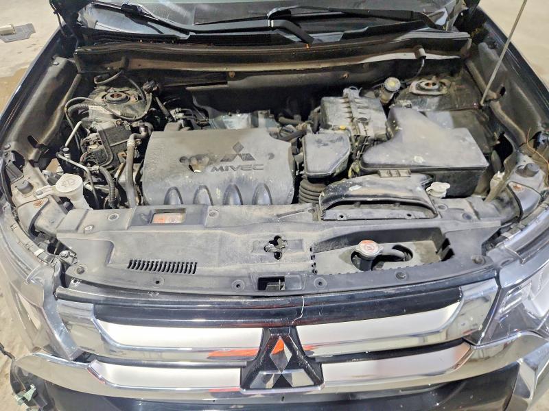 Продаж на аукціоні авто 2018 Mitsubishi Outlander, vin: JA4AZ3A37JZ070817, номер лоту: 64569096