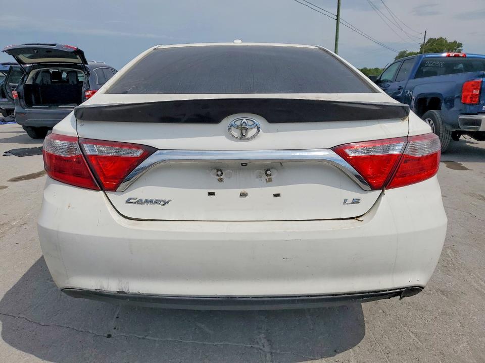 Aukcja sprzedaży 2015 Toyota Camry, vin: 4T1BF1FK8FU886927, numer aukcji: 65770926