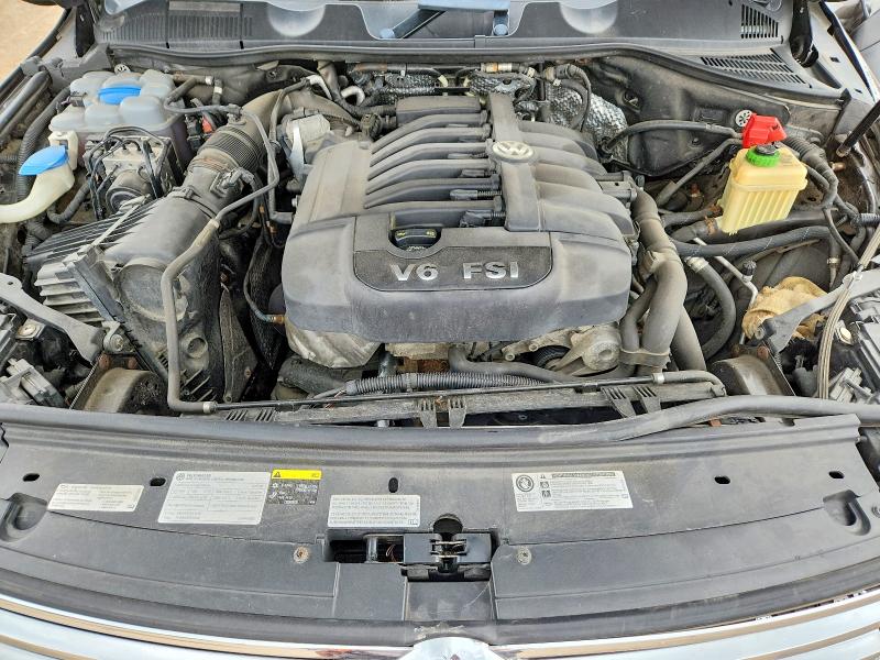63675016 :رقم المزاد ، WVGEF9BP0FD001665 vin ، 2015 Volkswagen Touareg مزاد بيع