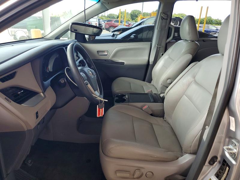 2017 Toyota Sienna მანქანა იყიდება აუქციონზე, vin: 5TDKZ3DC4HS882514, აუქციონის ნომერი: 66734526