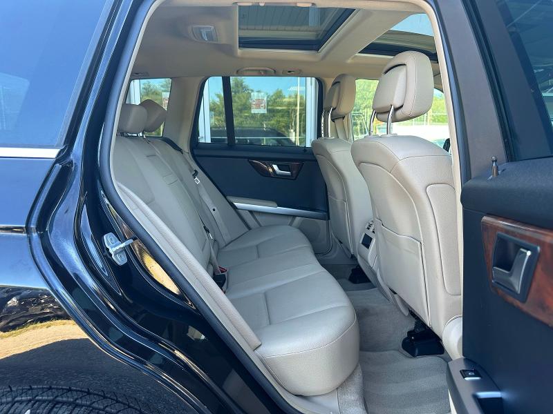 64304546 :رقم المزاد ، WDCGG8HB9CF778369 vin ، 2012 Mercedes-benz Glk مزاد بيع