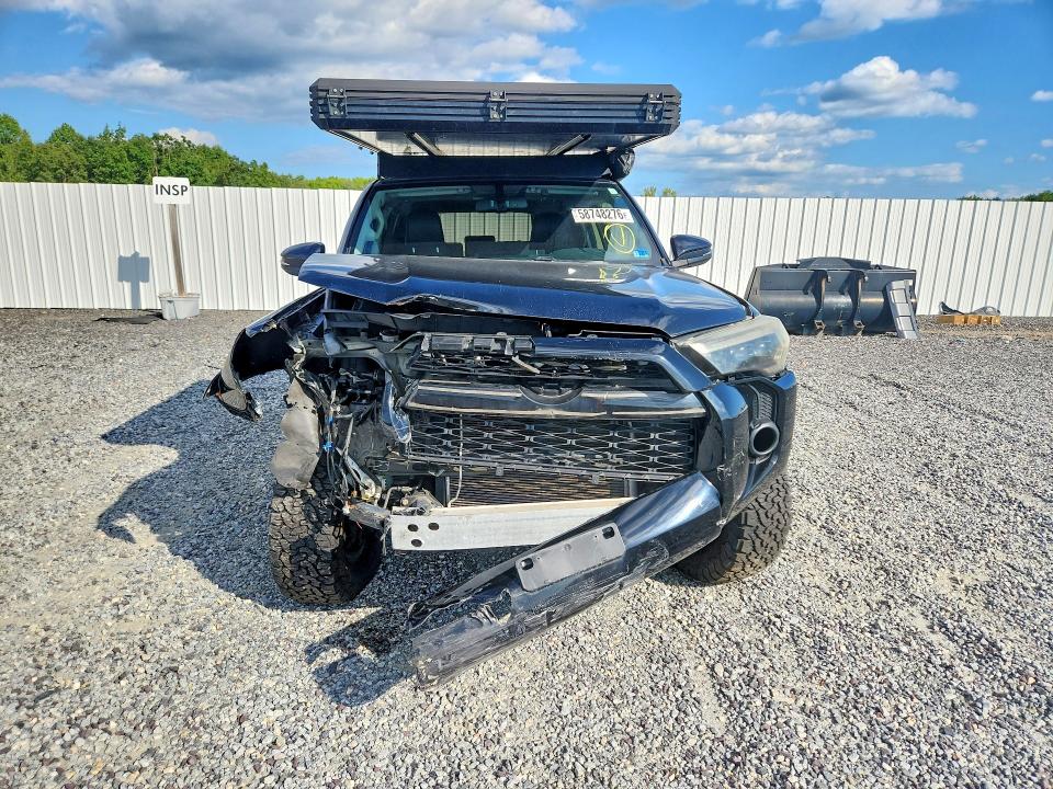 Продаж на аукціоні авто 2018 Toyota 4runner, vin: JTEBU5JR4J5601516, номер лоту: 58748276
