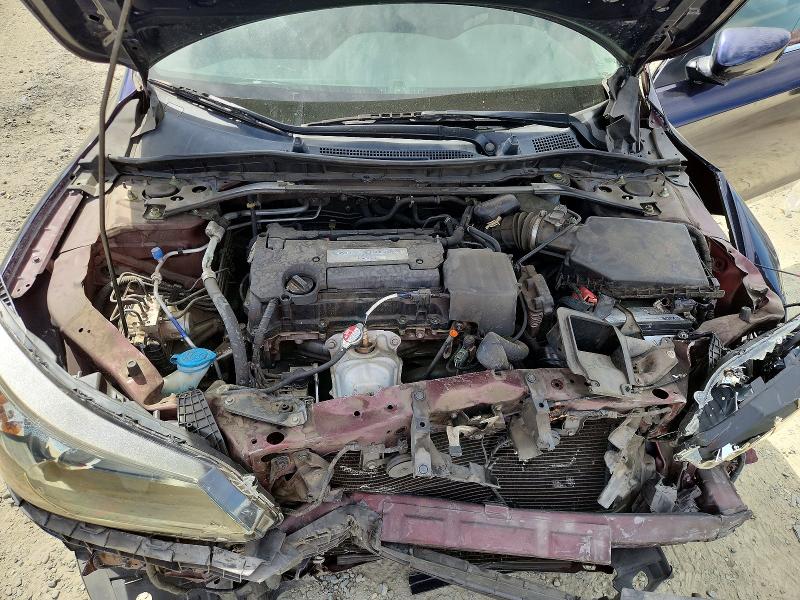 67031796 :رقم المزاد ، 1HGCR2F55FA114274 vin ، 2015 Honda Accord مزاد بيع
